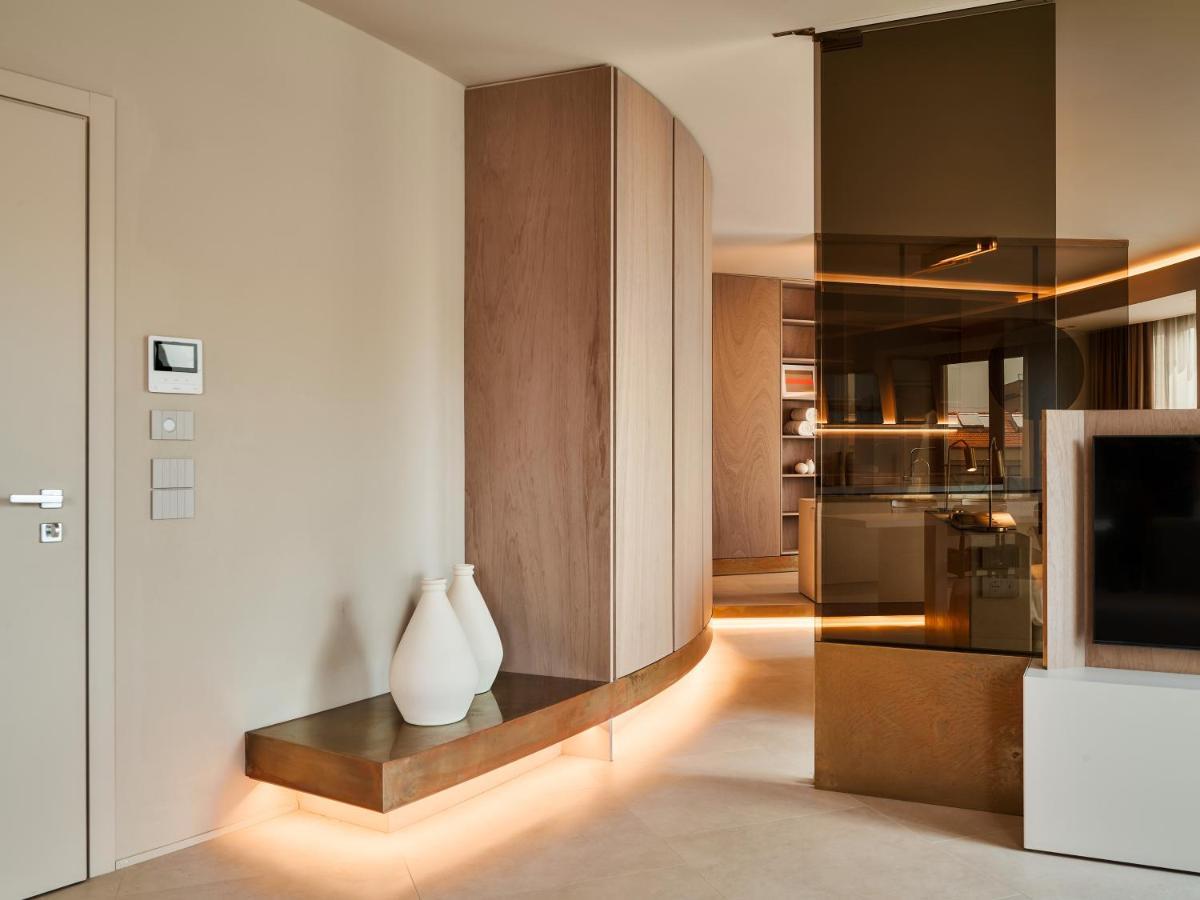 Le Residenze By Victoria Palace Cattolica Exterior foto